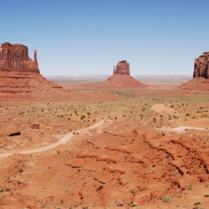 Monument Valley, Utah-Arizona - photography by Jenny SW Lee