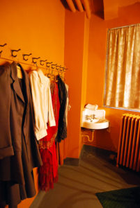 The Elgin & Winter Garden Theatre - Ladies Dressing Room, Toronto Canada - photography by Jenny SW Lee