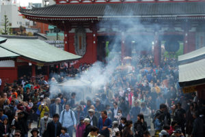 Senso-ji Temple and Marketplace | Photography by Jenny S.W. Lee