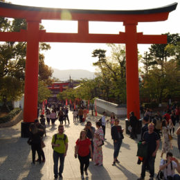 Fushimi Inari Taisha - Shinto Shrine | Photography by Jenny S.W. Lee