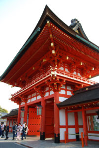 Fushimi Inari Taisha - Shinto Shrine | Photography by Jenny S.W. Lee