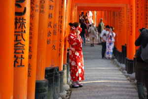 Fushimi Inari Taisha - Shinto Shrine | Photography by Jenny S.W. Lee