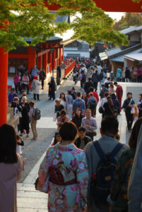 Fushimi Inari Taisha - Shinto Shrine | Photography by Jenny S.W. Lee