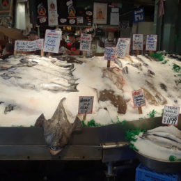 Pike Place Market, Seattle - Photography by Jenny S.W. Lee