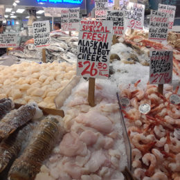 Pike Place Market, Seattle - Photography by Jenny S.W. Lee