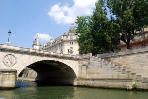 River Seine, Paris | Photography by Jenny S.W. Lee