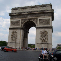 Arc de Triomphe, Paris | Photography by Jenny S.W. Lee