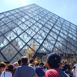 The Louvre, Paris | Photography by Jenny S.W. Lee