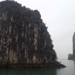 Ha Long Bay, Vietnam | Photography by Jenny S.W. Lee