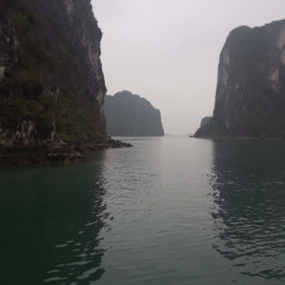 Ha Long Bay, Vietnam | Photography by Jenny S.W. Lee