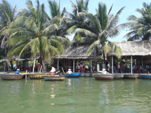 Thu Bon River, Hoi An, Vietnam | Photography by Jenny S.W. Lee