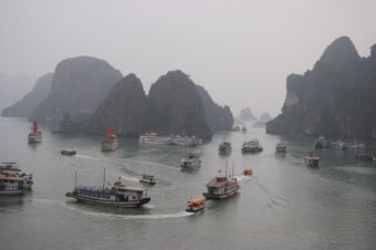 Ha Long Bay, Vietnam | Photography by Jenny S.W. Lee