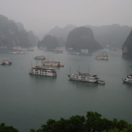 Ha Long Bay, Vietnam | Photography by Jenny S.W. Lee