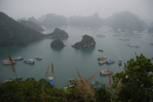 Ha Long Bay, Vietnam | Photography by Jenny S.W. Lee