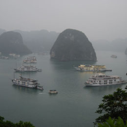 Ha Long Bay, Vietnam | Photography by Jenny S.W. Lee