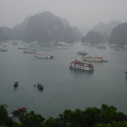 Ha Long Bay, Vietnam | Photography by Jenny S.W. Lee