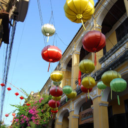 New moon Lantern Festival
