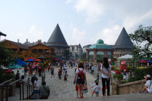 Ba Na Hills, Da Nang, Vietnam | Photography by Jenny S.W. Lee