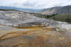 Mammoth Hot Spring | Yellowstone National Park | Photography by Jenny S.W. Lee