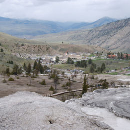 Mammoth Hot Spring | Yellowstone National Park | Photography by Jenny S.W. Lee