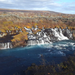 Hraunfossar Waterfall in Iceland | Photography by Jenny SW Lee
