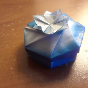 octagonal origami gift box | Design by Paper Kawaii