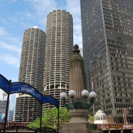 Marina Towers | Chicago Riverwalk | Photography by Jenny S.W. Lee