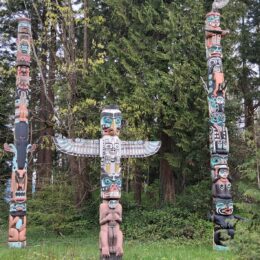 Stanley Park Totem Poles | Photography by Jenny S.W. Lee