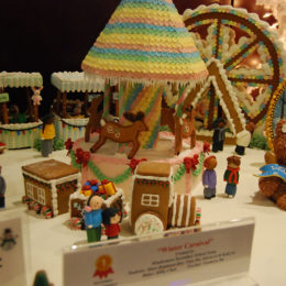 Gingerbread Lane 30th Anniversary - Hyatt Regency | Vancouver, BC | Photography by Jenny S.W. Lee
