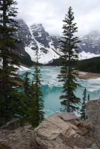 Moraine Lake, Banff National Park, Alberta Canada | Photography by Jenny S.W. Lee