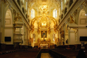 Basilica Cathedral Notre-Dame de Quebec | Quebec, Canada | Photography by Jenny S.W. Lee
