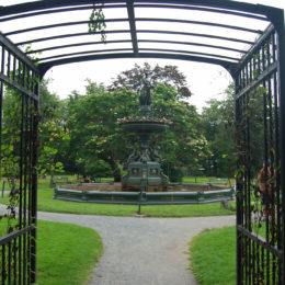 Halifax Public Gardens | Photography by Jenny SW Lee