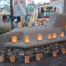 farolito walk on Canyon Road